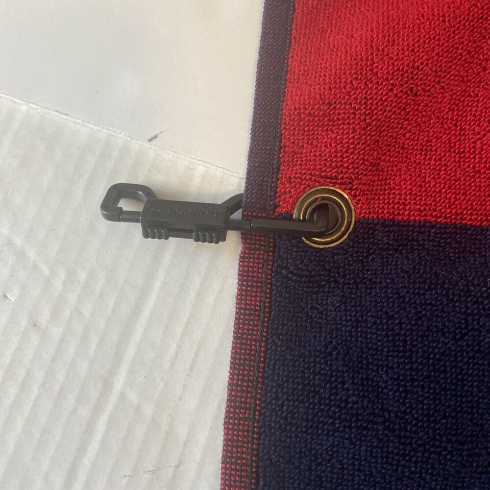 104th U.S. Open Shinnecock Hills Member Golf Towel  /  Red And Blue - Picture 7 of 9
